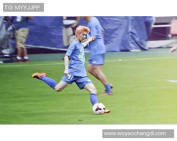 足球球星卡盲盒的娱乐价值与收藏意义解析